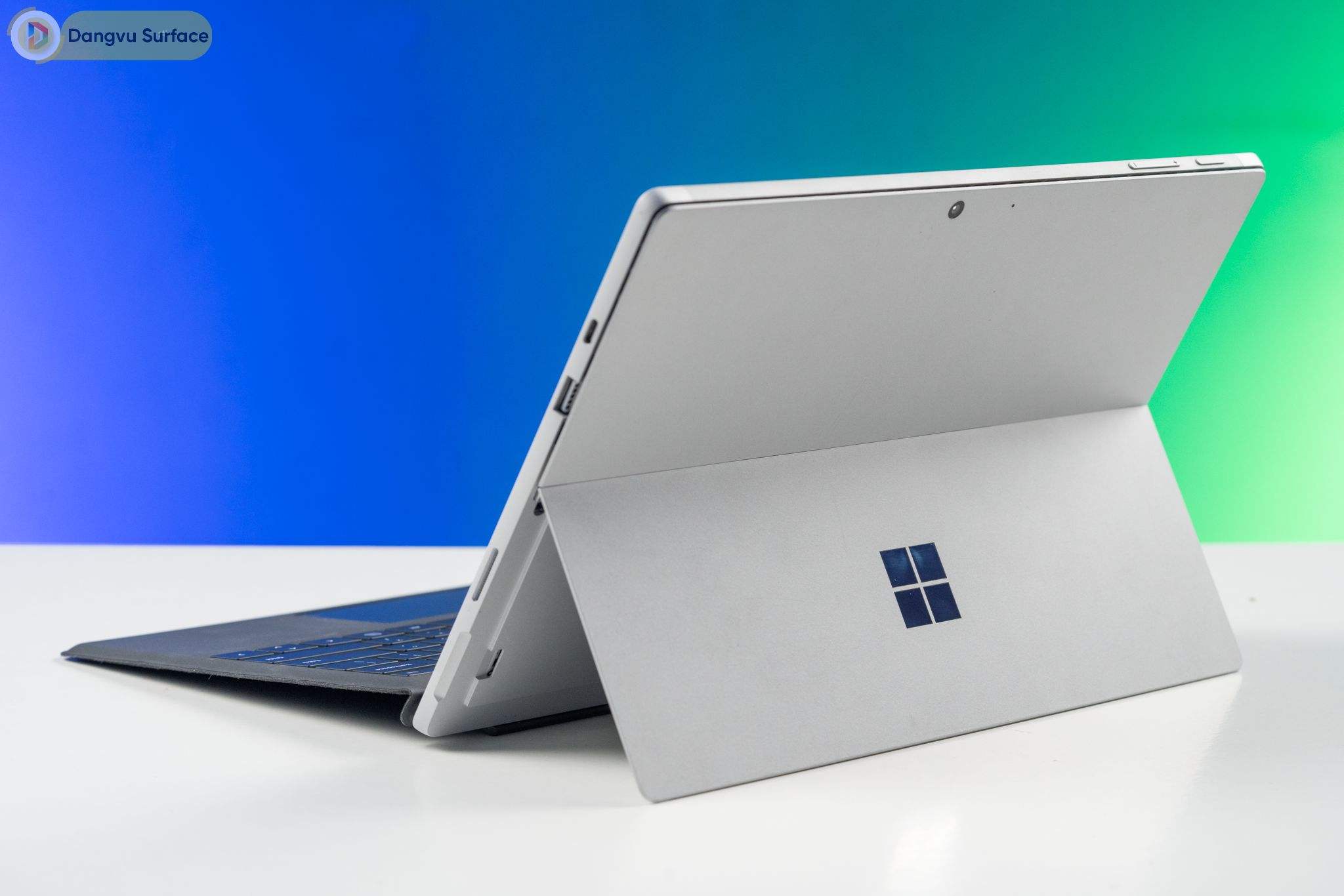 Danh mục Surface Pro 7 19.jpg
