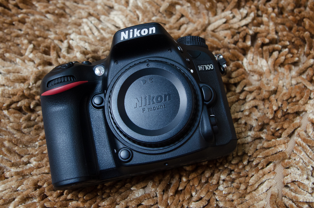 Nikon tung bản cập nhật sửa lỗi cho chiếc máy DSLR gần 10 năm tuổi
