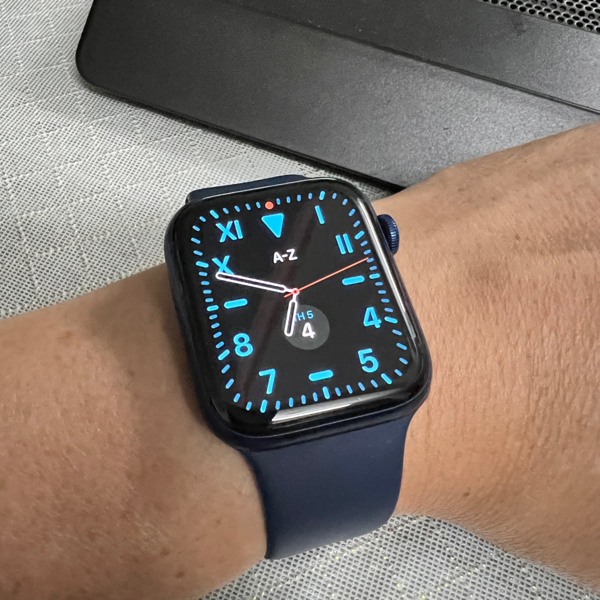 Apple Watch có thể hoạt động khi ko có iphone?