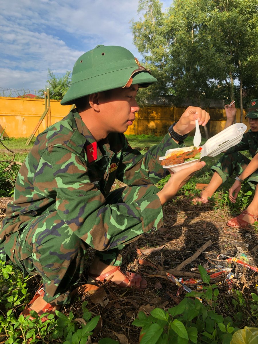 Cum sườn khum?