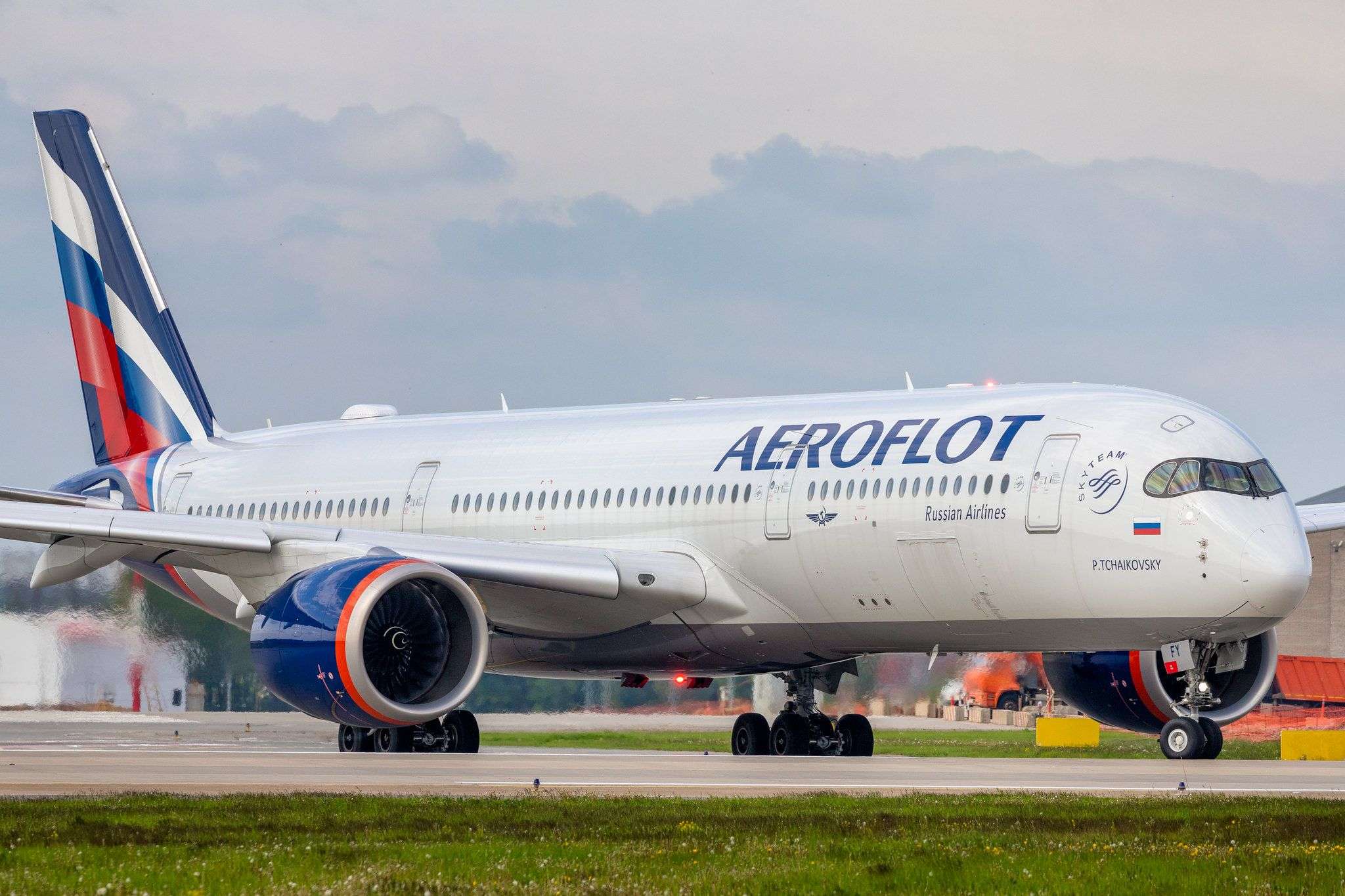 012 Aeroflot A350.jpg