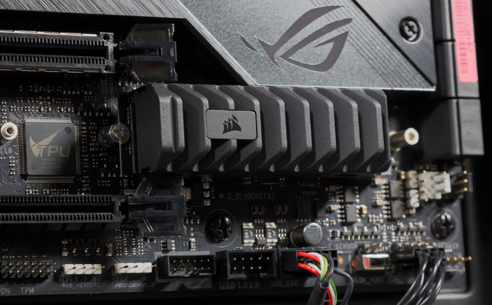 Corsair tham gia sân chơi SSD PCIe Gen 5, mẫu MP700 có tốc độ đến 10 GBps