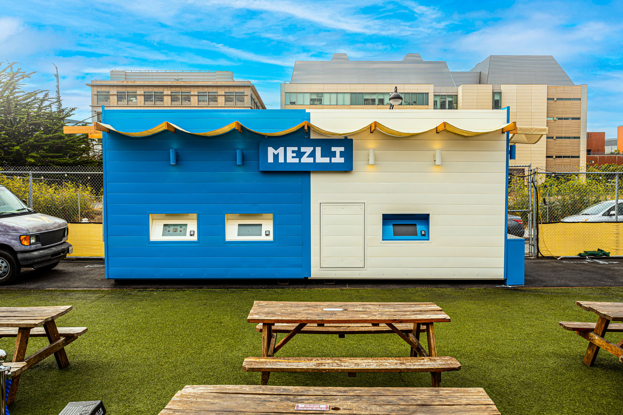 Chùm ảnh Mezli San Francisco: Nhà hàng đầu tiên vận hành 100% bằng robot, từ gọi món đến chế biến