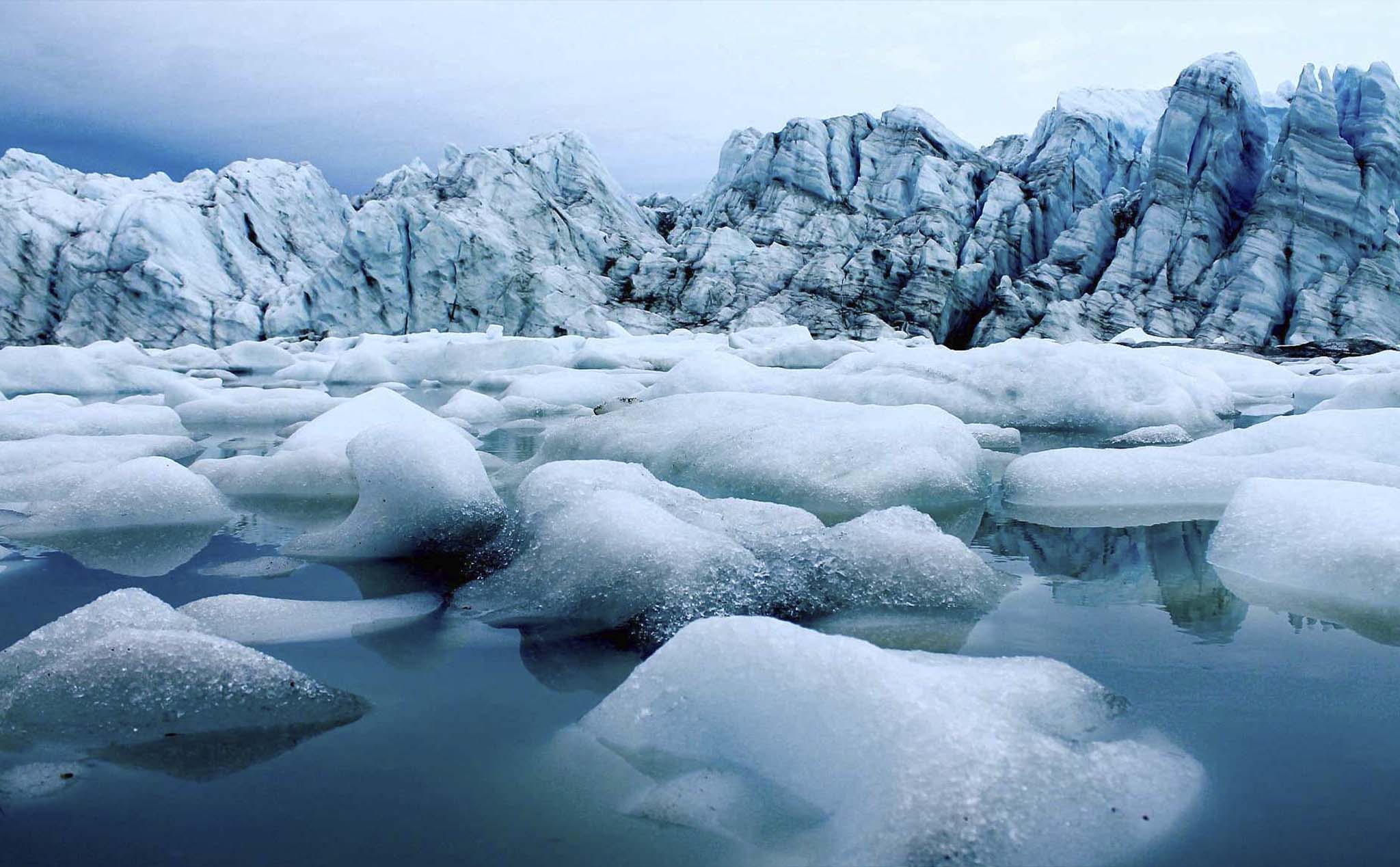 Льда перестали таять. Таяние ледников в Арктике. Greenland Ice Sheet. Таяние ледников Антарктиды 1979-2020. Ледники Гренландии.