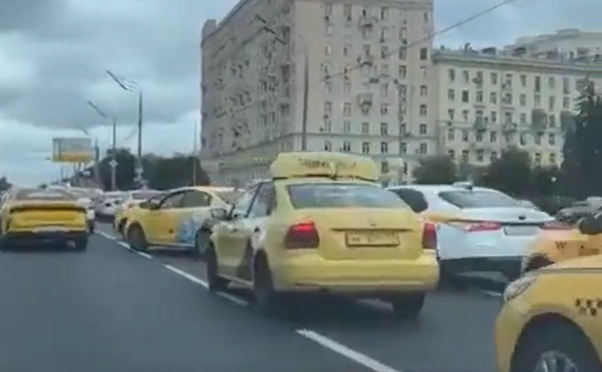 Hacker tấn công dịch vụ taxi Nga, gây kẹt xe hàng giờ tại trung tâm Moscow