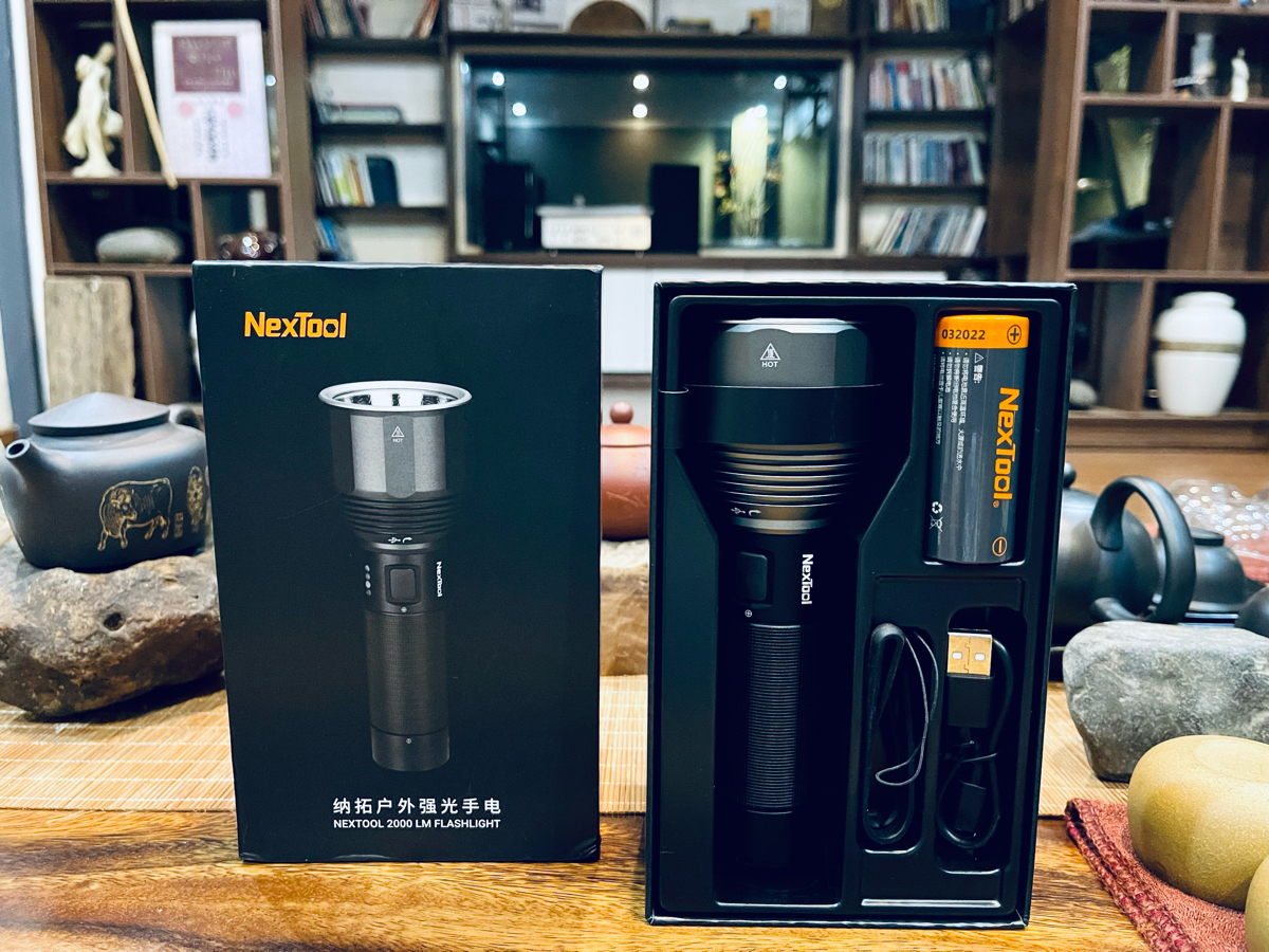 Review Đèn pin Xiaomi Nextool ZES0471 (Model NE0126)