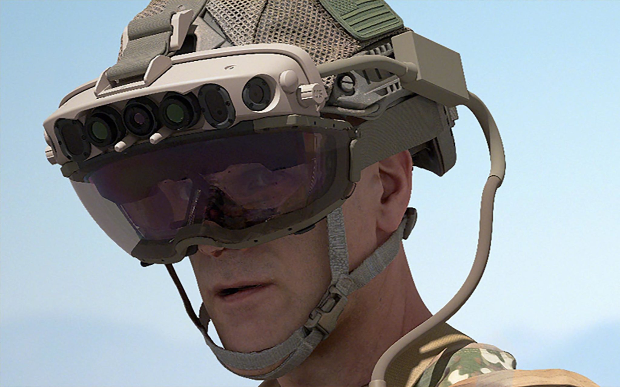 Quân đội Mỹ chuẩn bị nhận lô kính HoloLens bản quân sự đầu tiên từ Microsoft