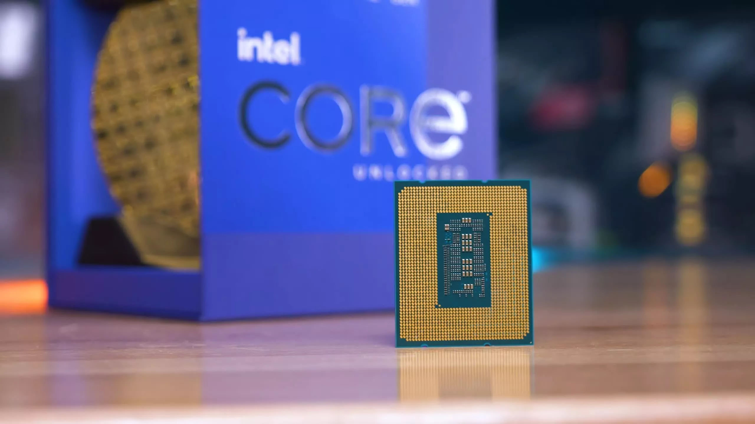 Lộ tiếp benchmark Core i7-13700T: TDP 35W nhưng mạnh hơn Ryzen 7 5800X 105W và Core i5-12600K 125W