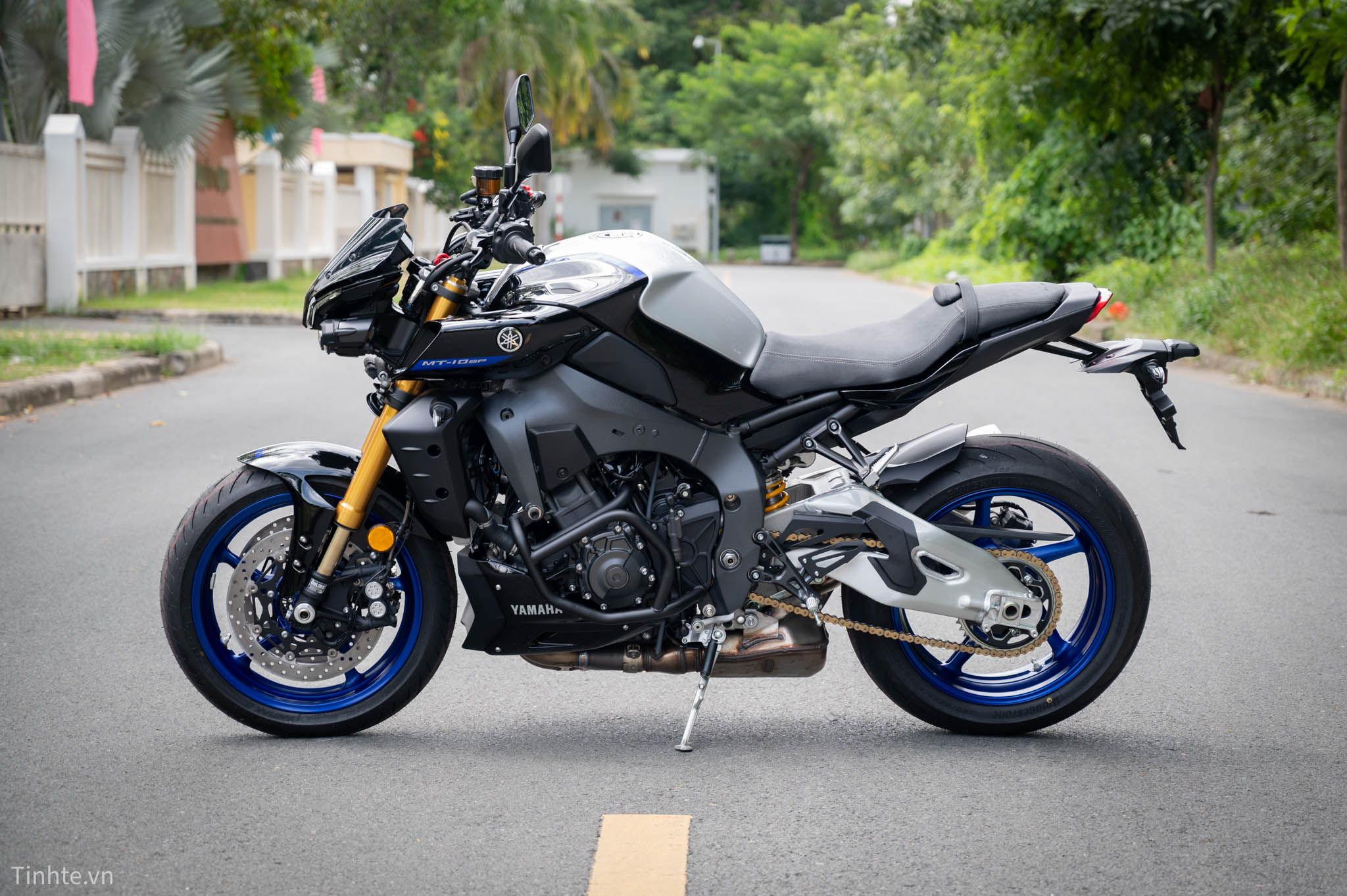 tren-tay-yamaha-mt-10-sp-2022-tinhte-18.jpg