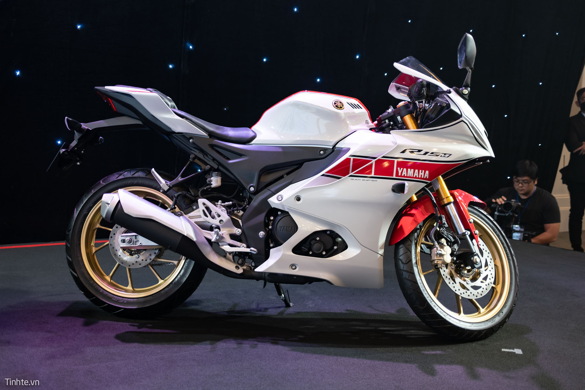 yamaha-r15-v4-tinhte-11.jpg