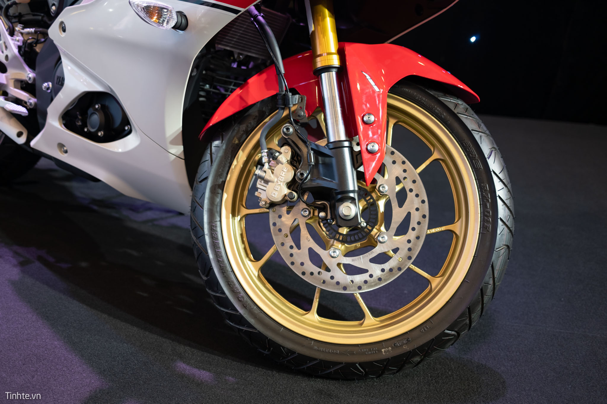 yamaha-r15-v4-tinhte-9.jpg