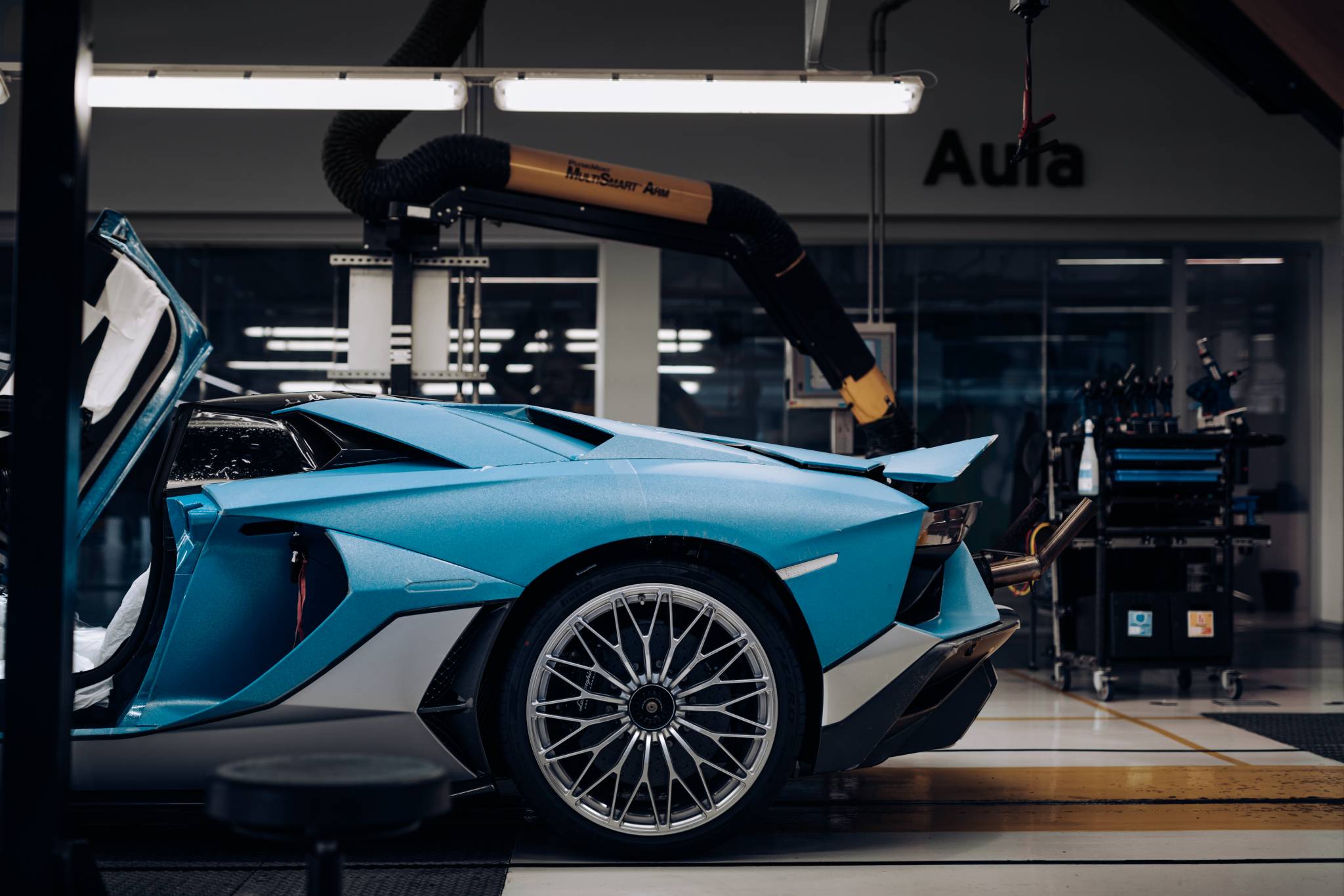 Chiếc Lamborghini Aventador cuối cùng xuất xưởng