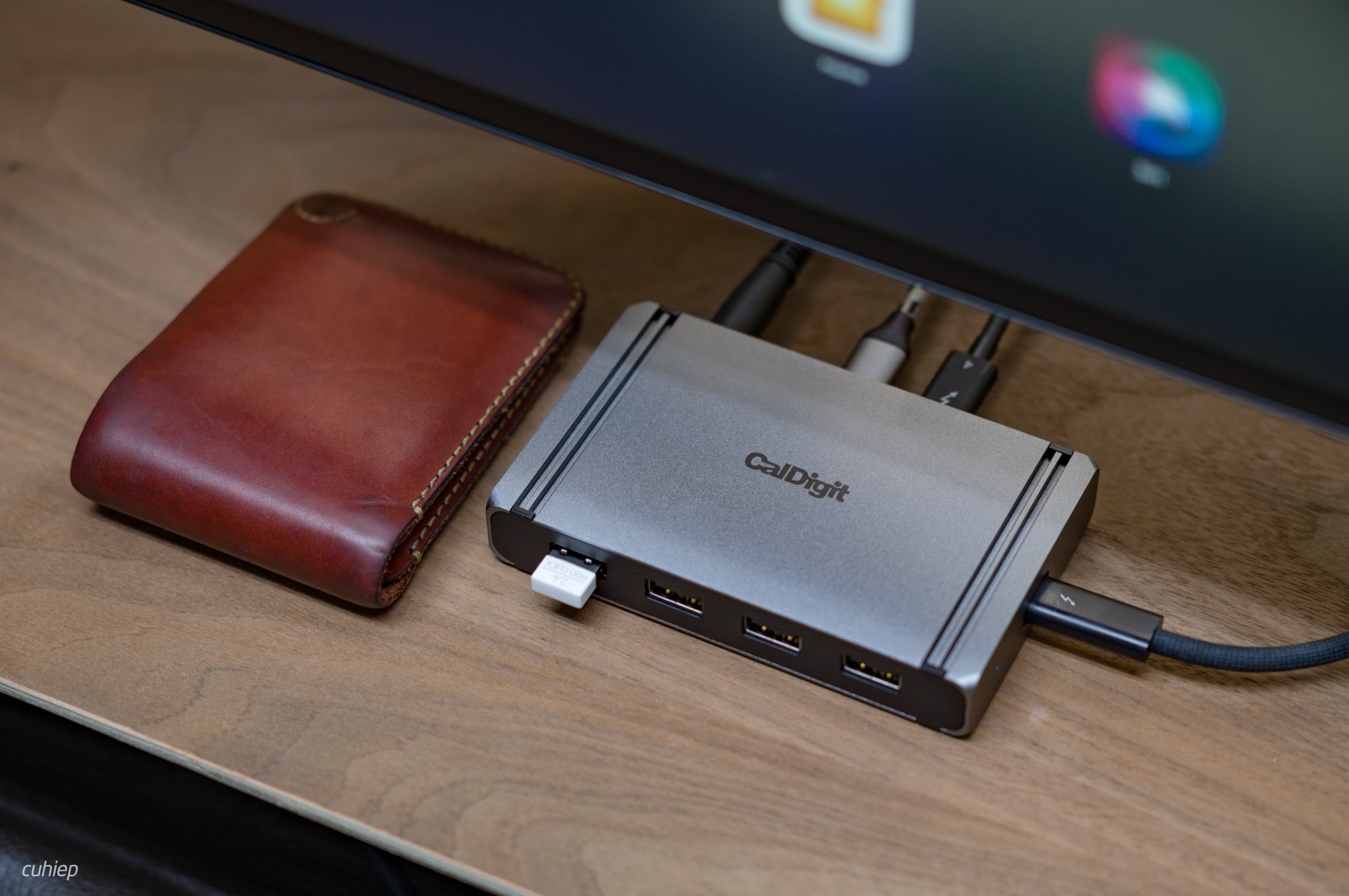 CalDigit Element Hub Thunderbolt 4