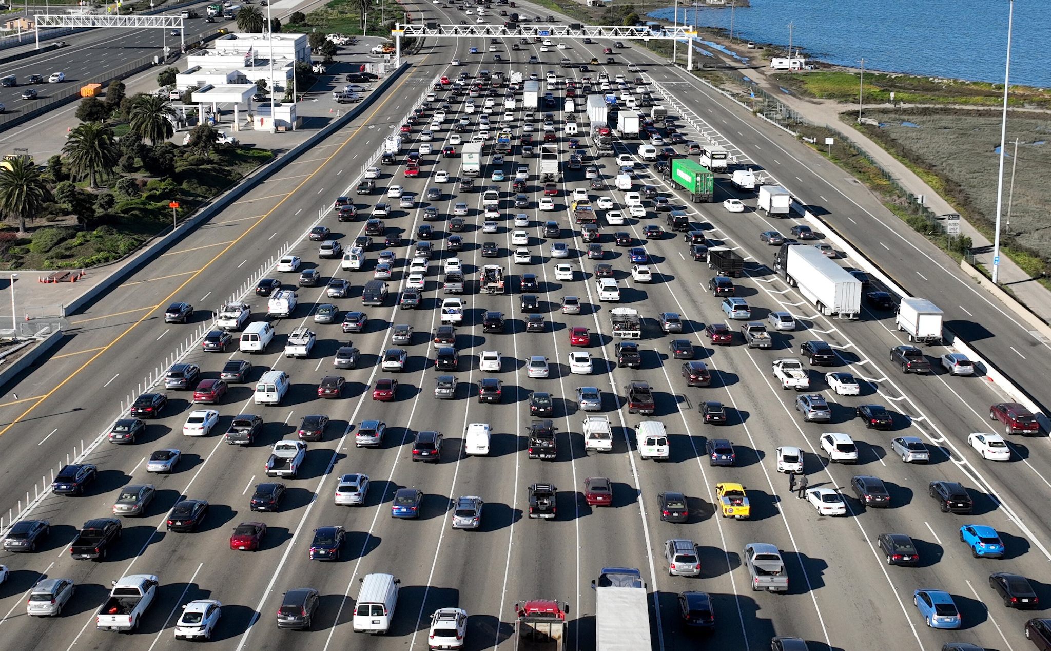 Tiếp nối California, New York sẽ cấm bán xe xăng, dầu vào năm 2035
