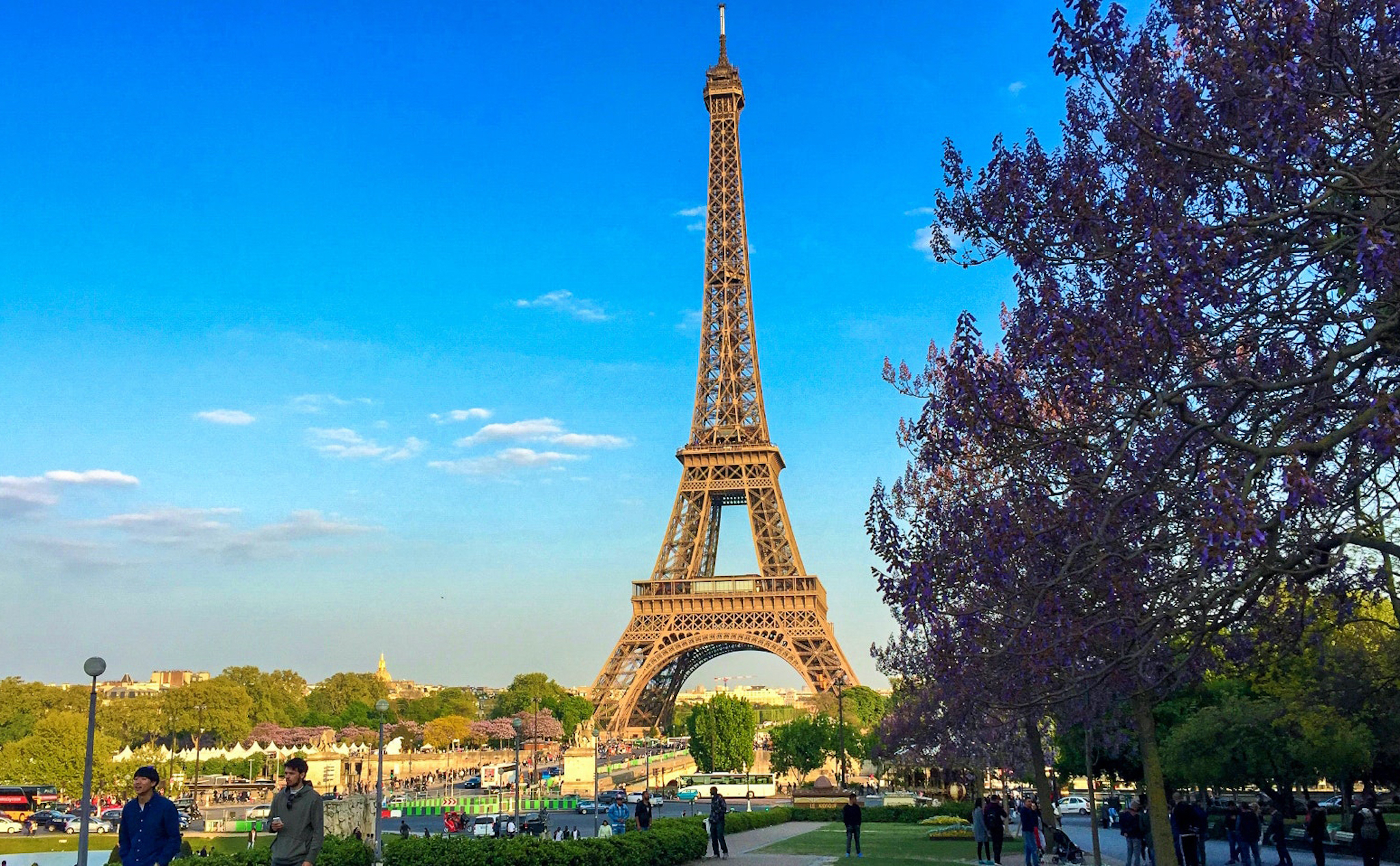 Vấp phải phản đối, Paris từ bỏ kế hoạch xây nhà quanh tháp Eiffel