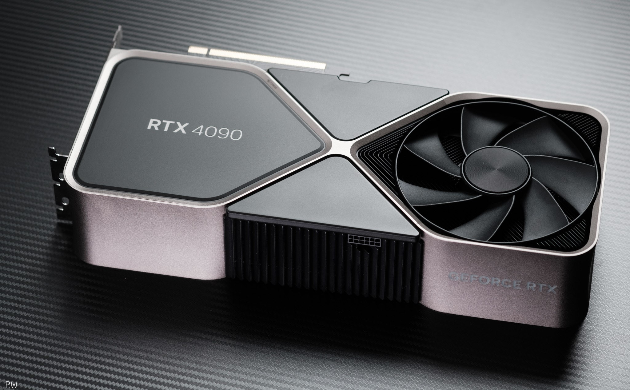 Đánh giá Ada Lovelace GPU - NVIDIA GeForce RTX 4090 Founders Edition