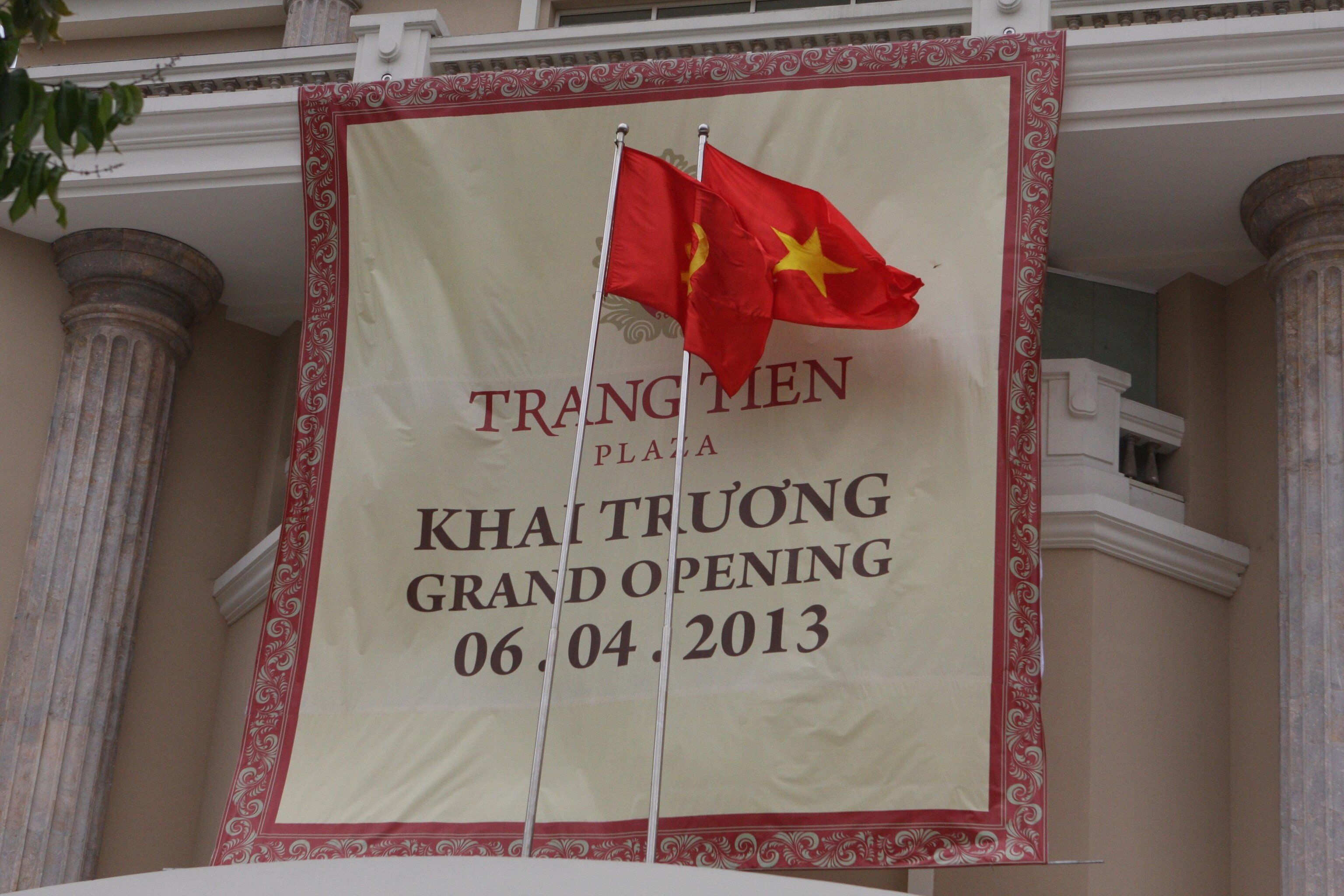 Hình ảnh lễ khai trương trung tâm mua sắm Tràng Tiền Plaza, Hà Nội