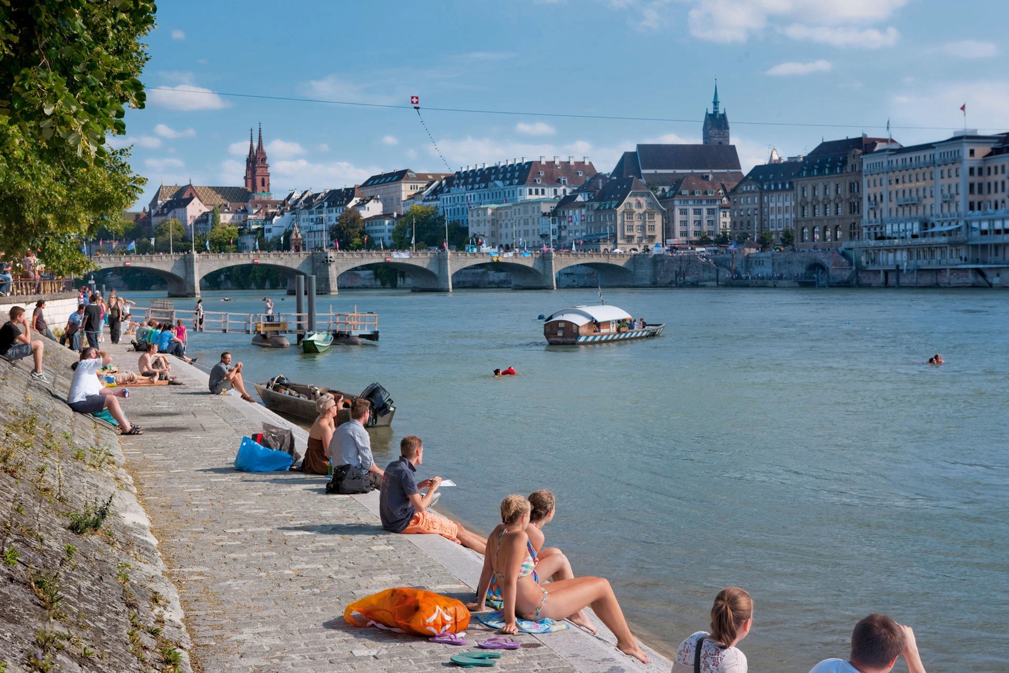 Thành phố Thuỵ Sĩ - Nơi người dân bơi về nhà sau giờ làm - 5