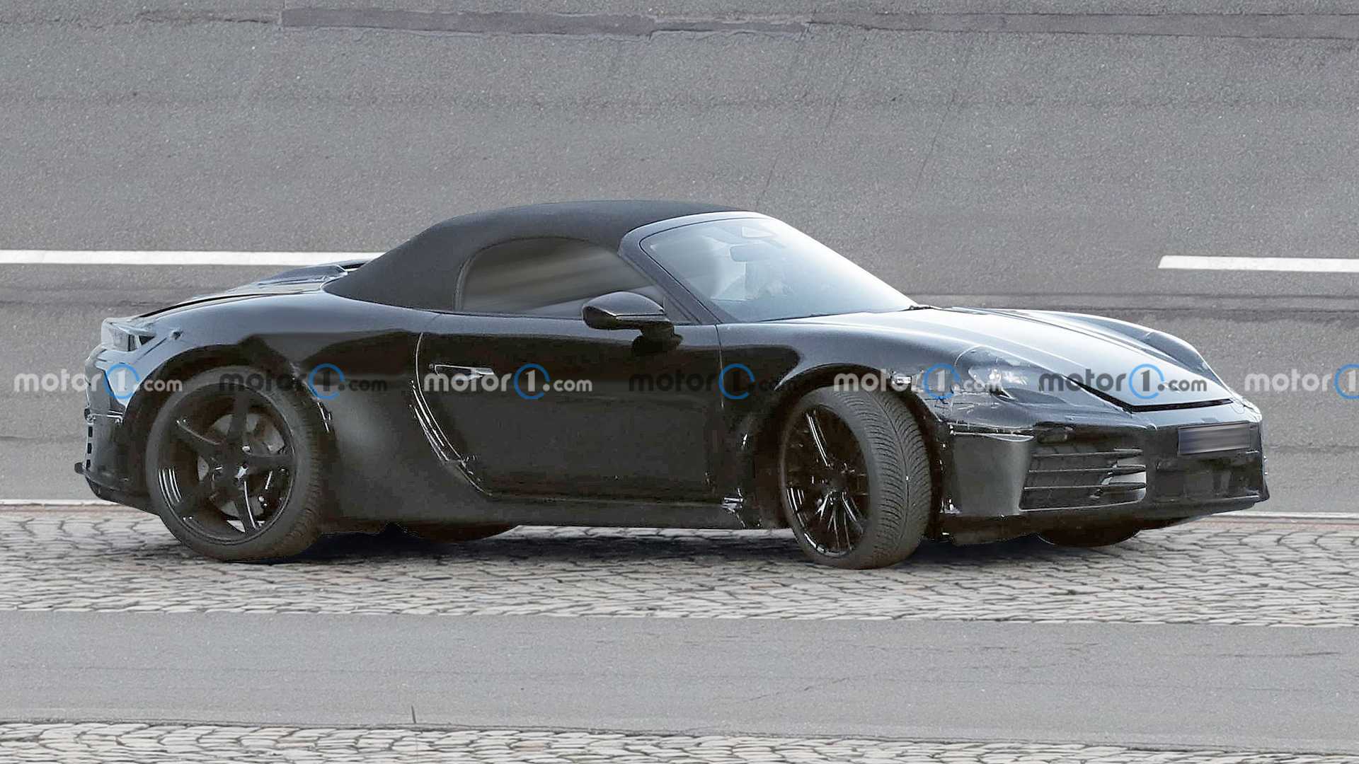 Có người chụp được bản thử nghiệm của Porsche 718 điện, dự kiến ra mắt năm 2025