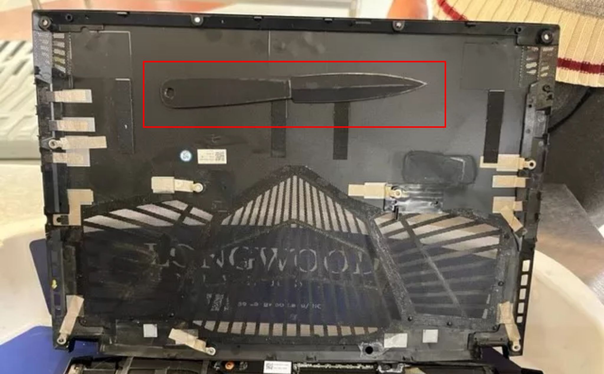 An ninh sân bay Mỹ phát hiện con dao được giấu khéo léo trong laptop