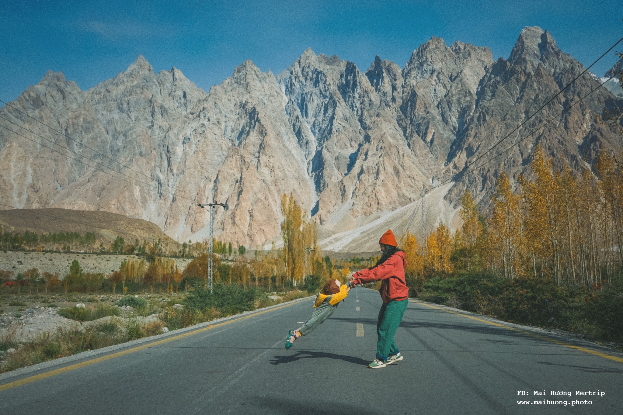 Tuần này xem ảnh của ai: du lịch Pakistan 18 ngày của bé Mỡ 3t với mẹ Mai Hương