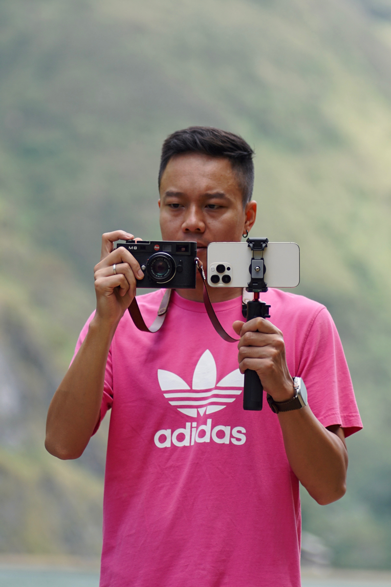 Leica M8 và iPhone 14 Pro Max trong chuyến đi Hà Giang vừa rồi.