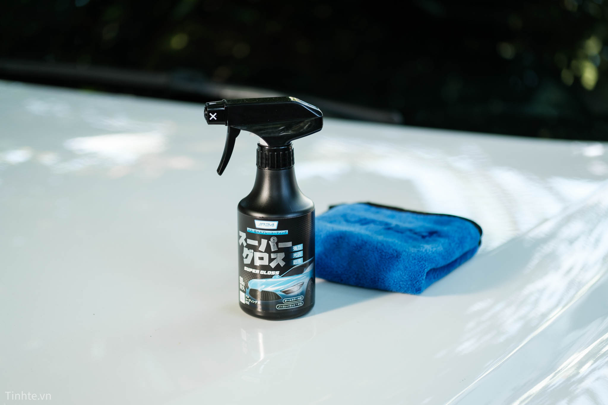 Trên tay và dùng thử xịt phủ bóng xe hơi JP24 Super Gloss: bảo vệ sơn và tạo hiệu ứng lá sen