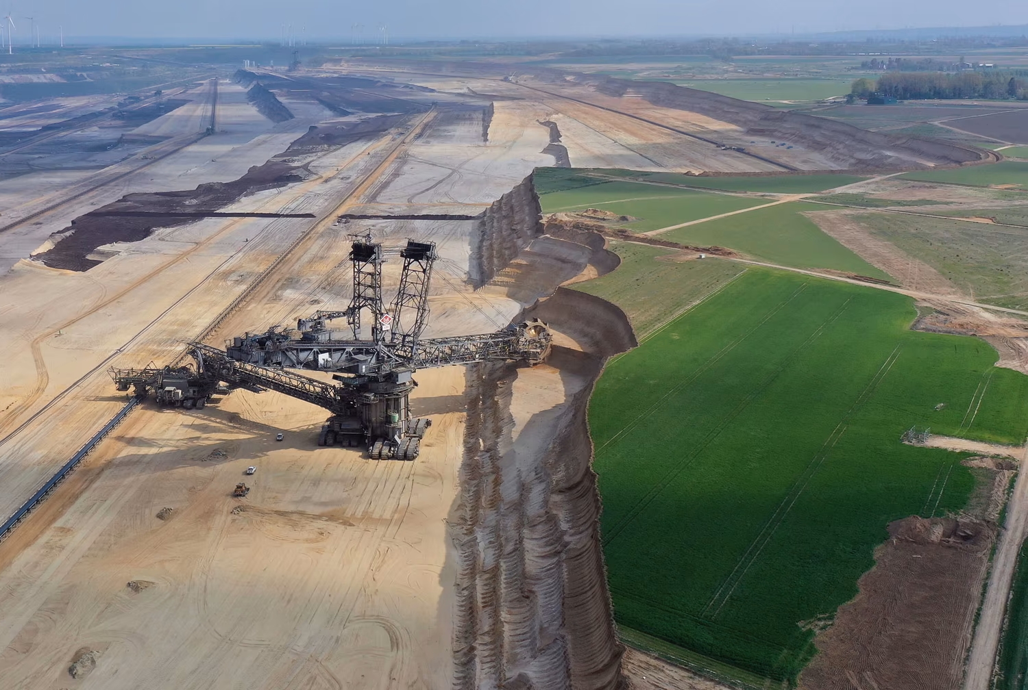 Hình ảnh: Phản đối mở rộng mỏ than Garzweiler ở miền tây nước Đức ...
