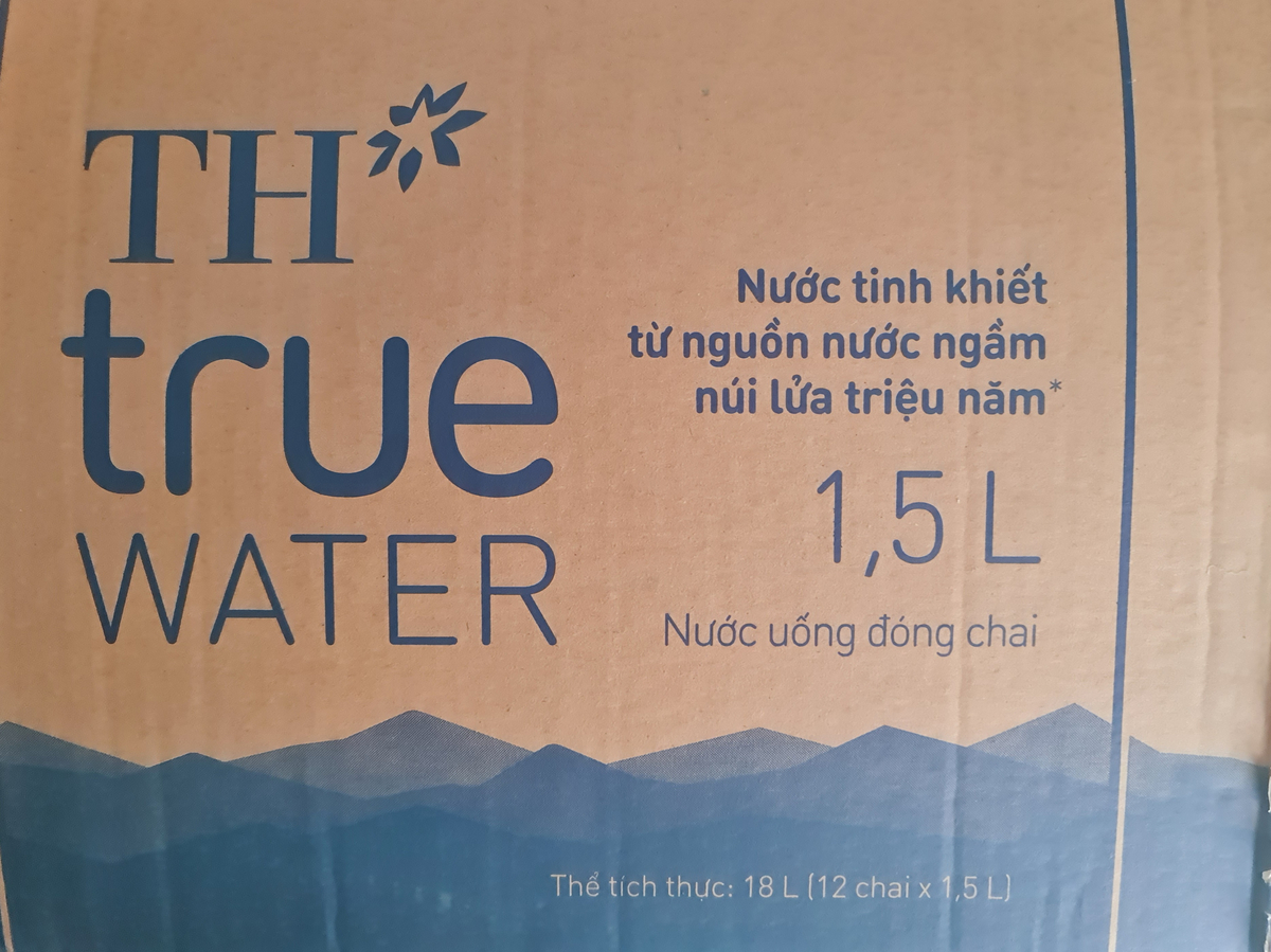 Anh em có uống qua Nước đóng chai được khai thác từ "Nguồn nước ngầm núi lửa triệu năm" của TH...