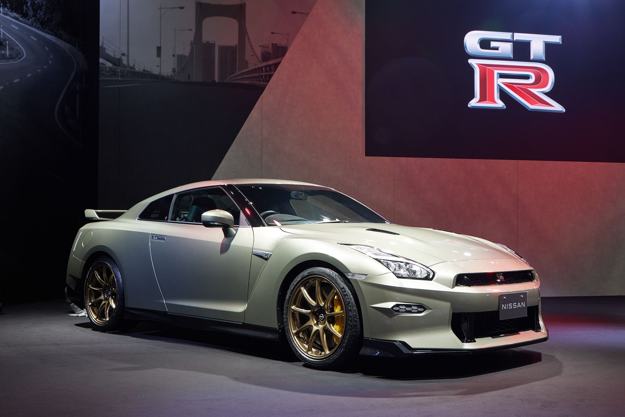 Nissan_gtr_2024_ra_mắt_tinhte-26.jpg