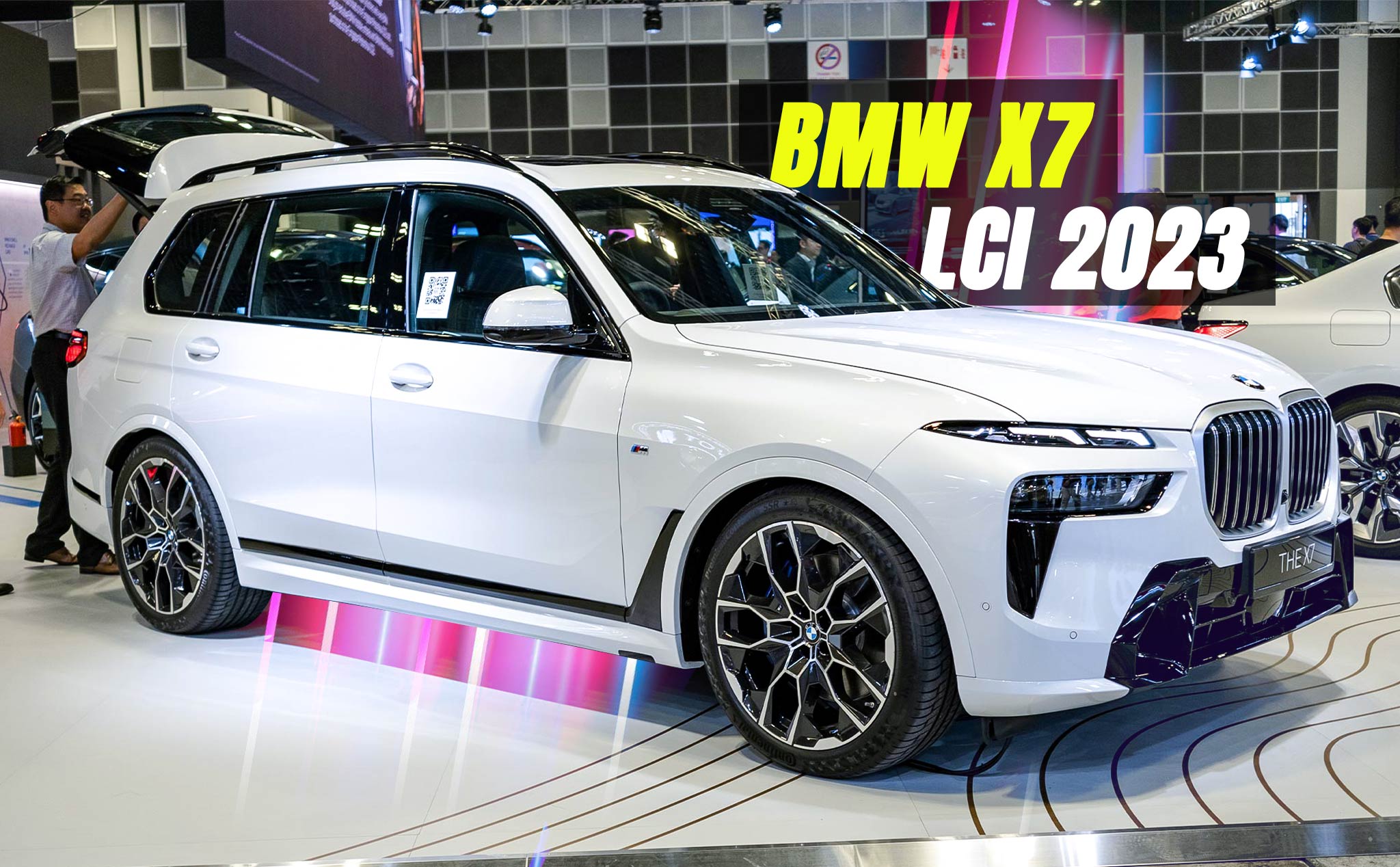 Trên tay BMW X7 LCI 2023: Đổi mới ngoài hình, đèn LED 2 tầng, iDrive 8 màn hình cong 14.9 inch