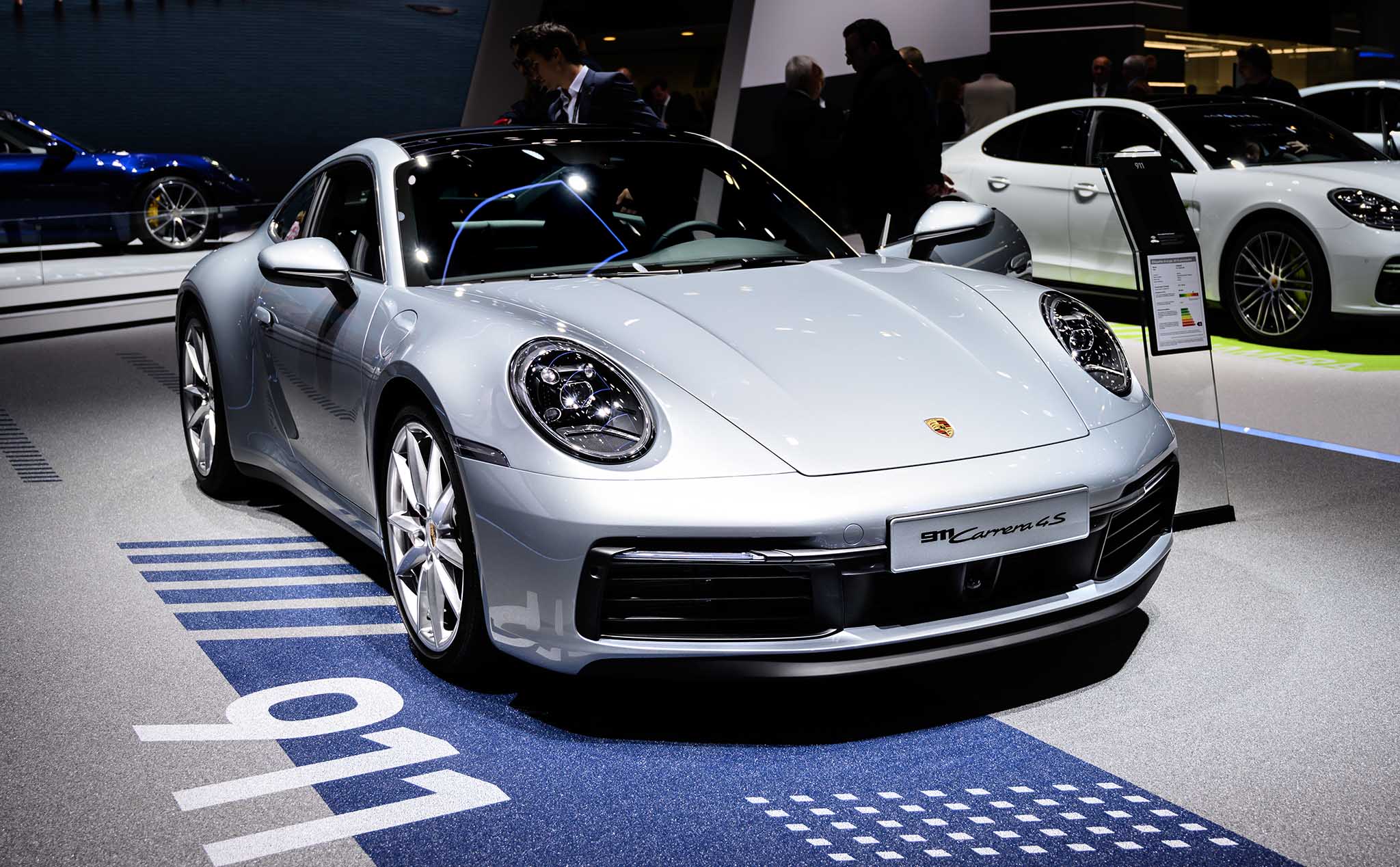Nghiên cứu: Porsche 911 là chiếc xe có ngoại hình bắt mắt nhất