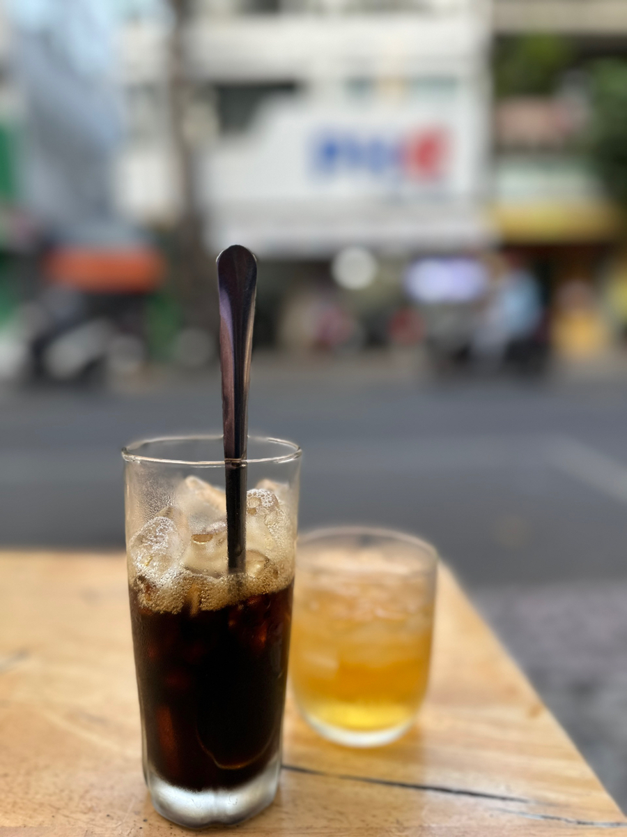 Hình ảnh cafe đẹp ly cafe cà phê sữa đá cà phê đen  VFOVN