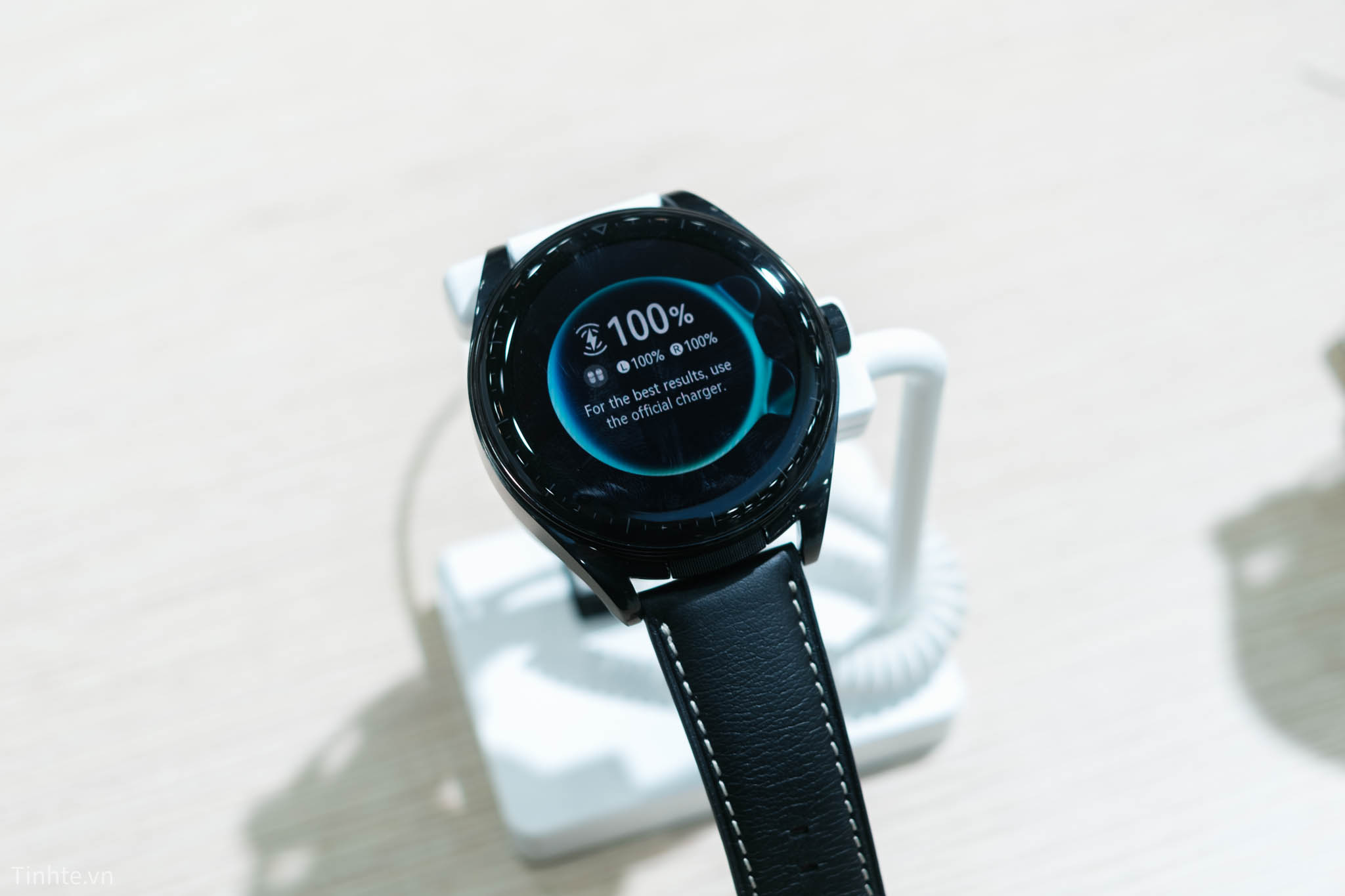 tren-tay-Huawei-Watch-Buds-tinhte-16.jpg