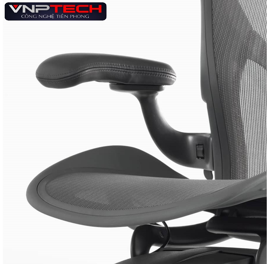 opt_prd_spc_aeron_chair_12.jpg