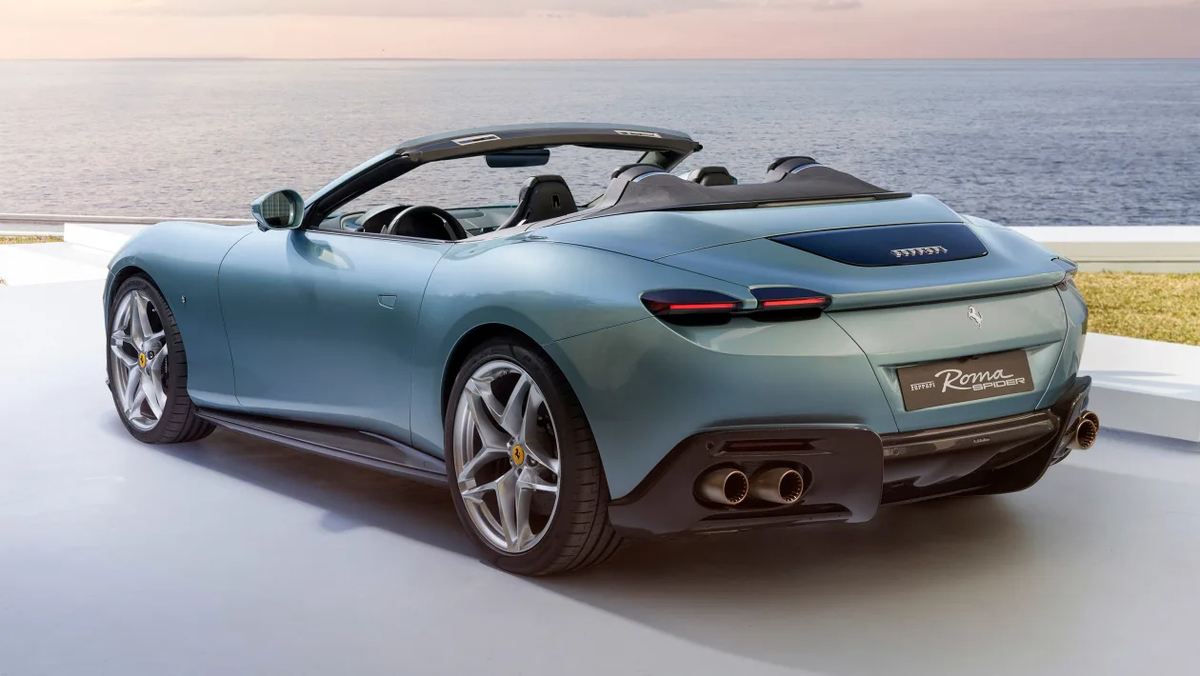 2023 FERRARI ROMA SPIDER