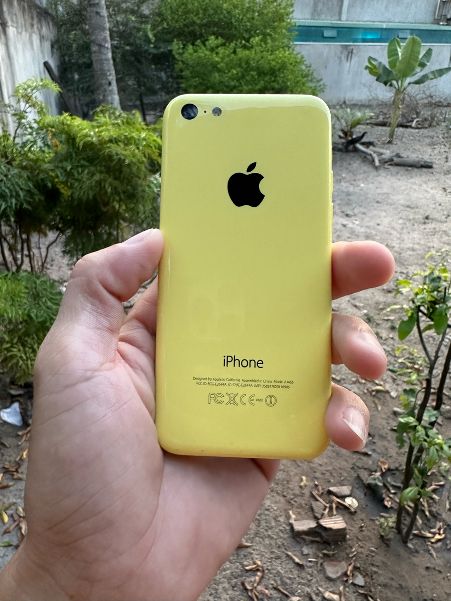 Iphone 14 vàng 5c
