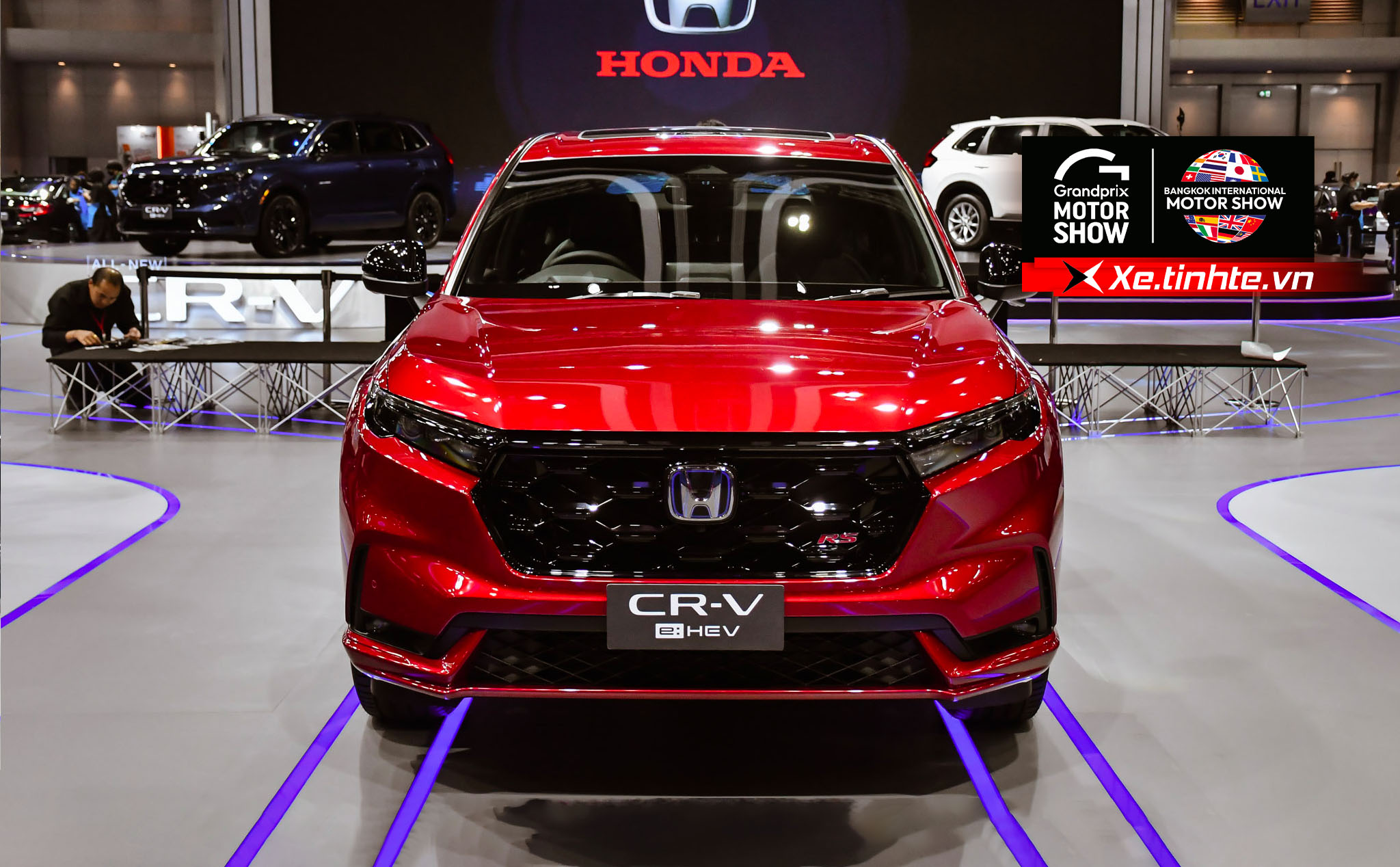 BIMS 2023: "Trên tay" Honda CR-V 2023 - cứng cáp, hiện đại hơn, tuỳ chọn động cơ tăng áp hoặc hybrid