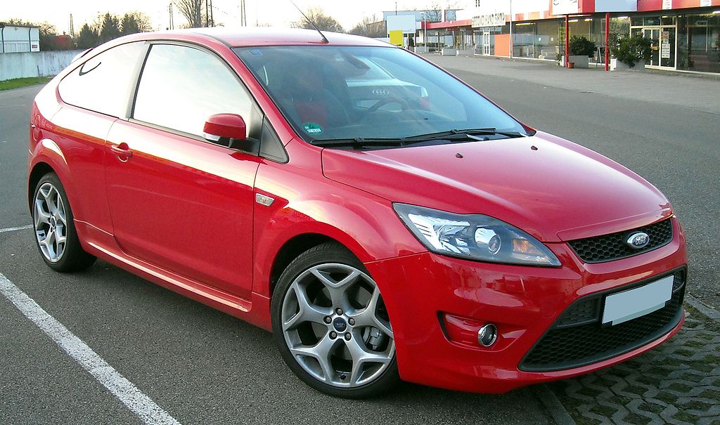 1024px-Ford_Focus_ST_front_20081130.jpg
