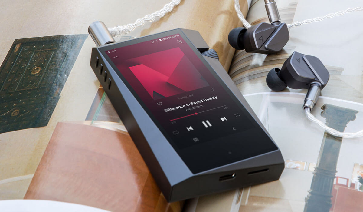 Astell&Kern ra mắt máy nghe nhạc A&norma SR35 và tai nghe AK ZERO2