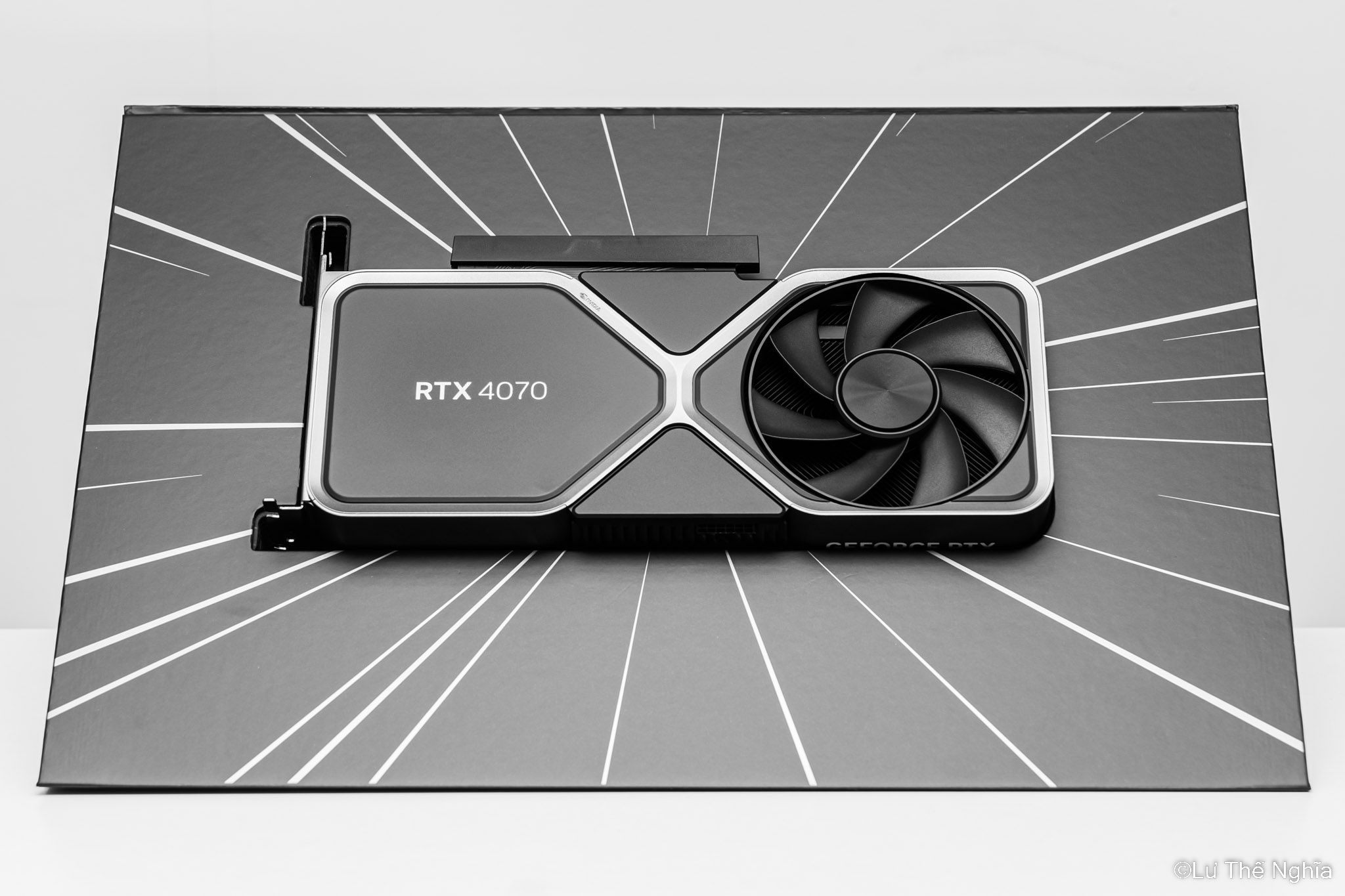 thu-nghiem-nvidia-geforce-rtx-4070-founders-edition-tinhte-2.jpg