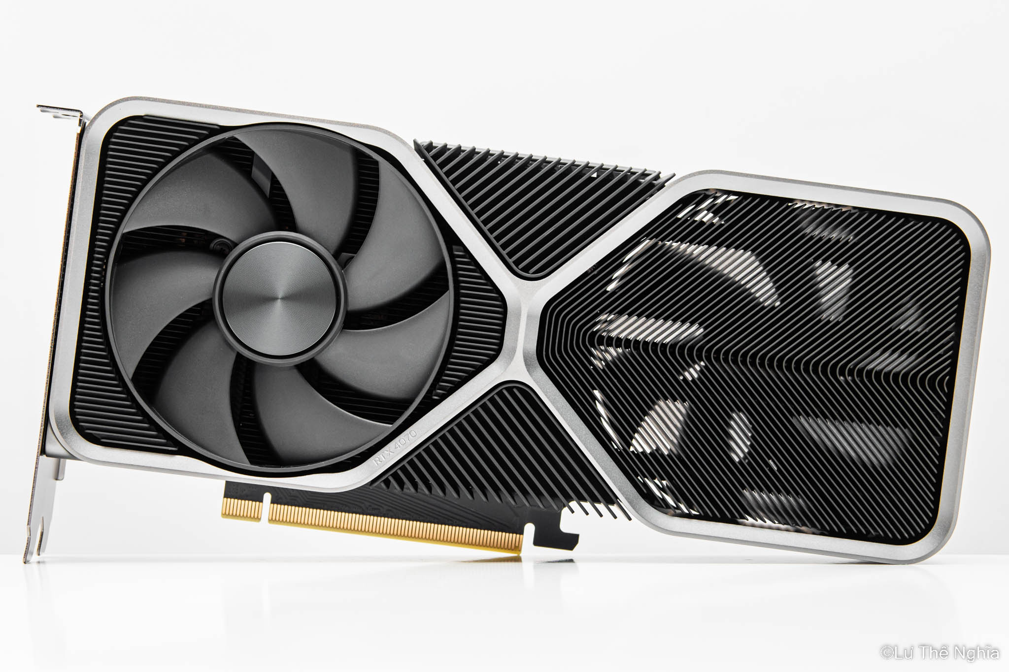 thu-nghiem-nvidia-geforce-rtx-4070-founders-edition-tinhte-13.jpg