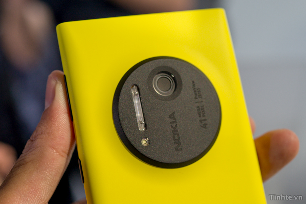 Nokia Lumia 1020.1.jpg
