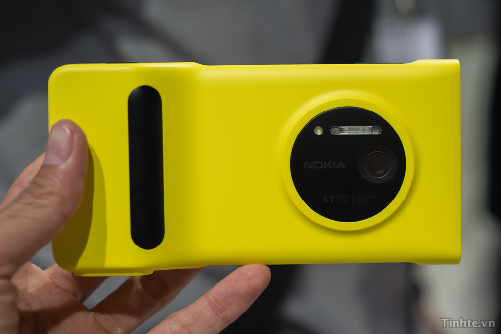Nokia Lumia 1020.4.jpg