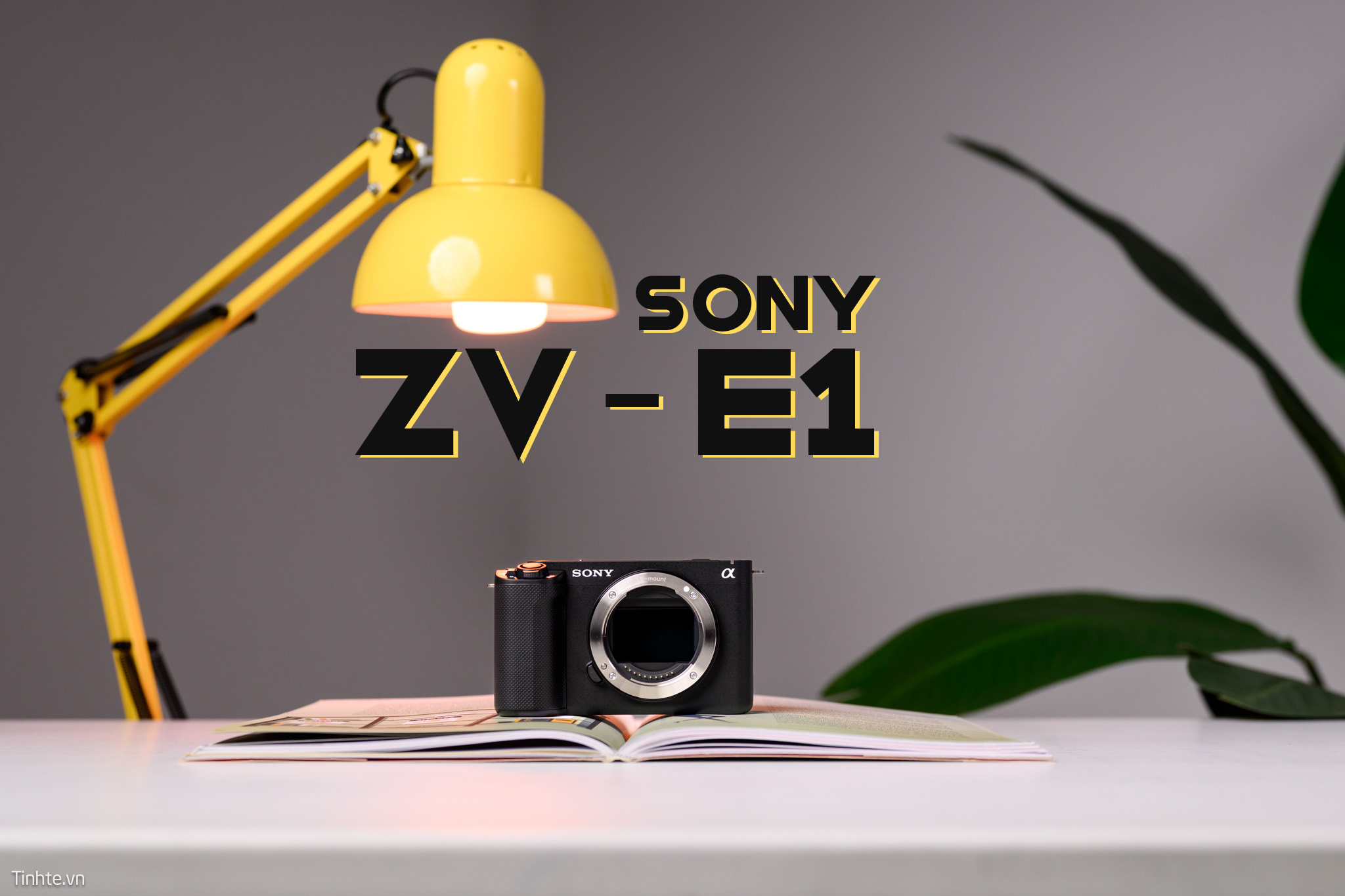 Trên tay Sony ZV-E1: Cảm biến của A7S III, bộ xử lý của A7R V và thân hình tựa như A7C