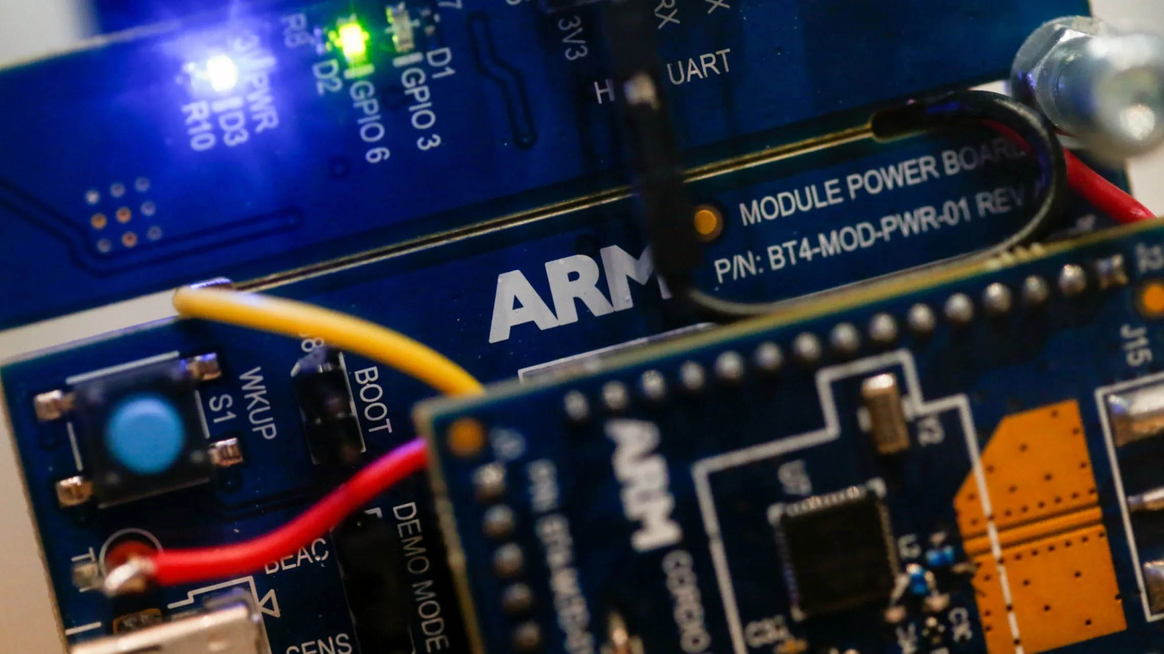 Financial Times: ARM đang tự sản xuất chip, hoàn toàn có cơ sở cạnh tranh với chính Qualcomm