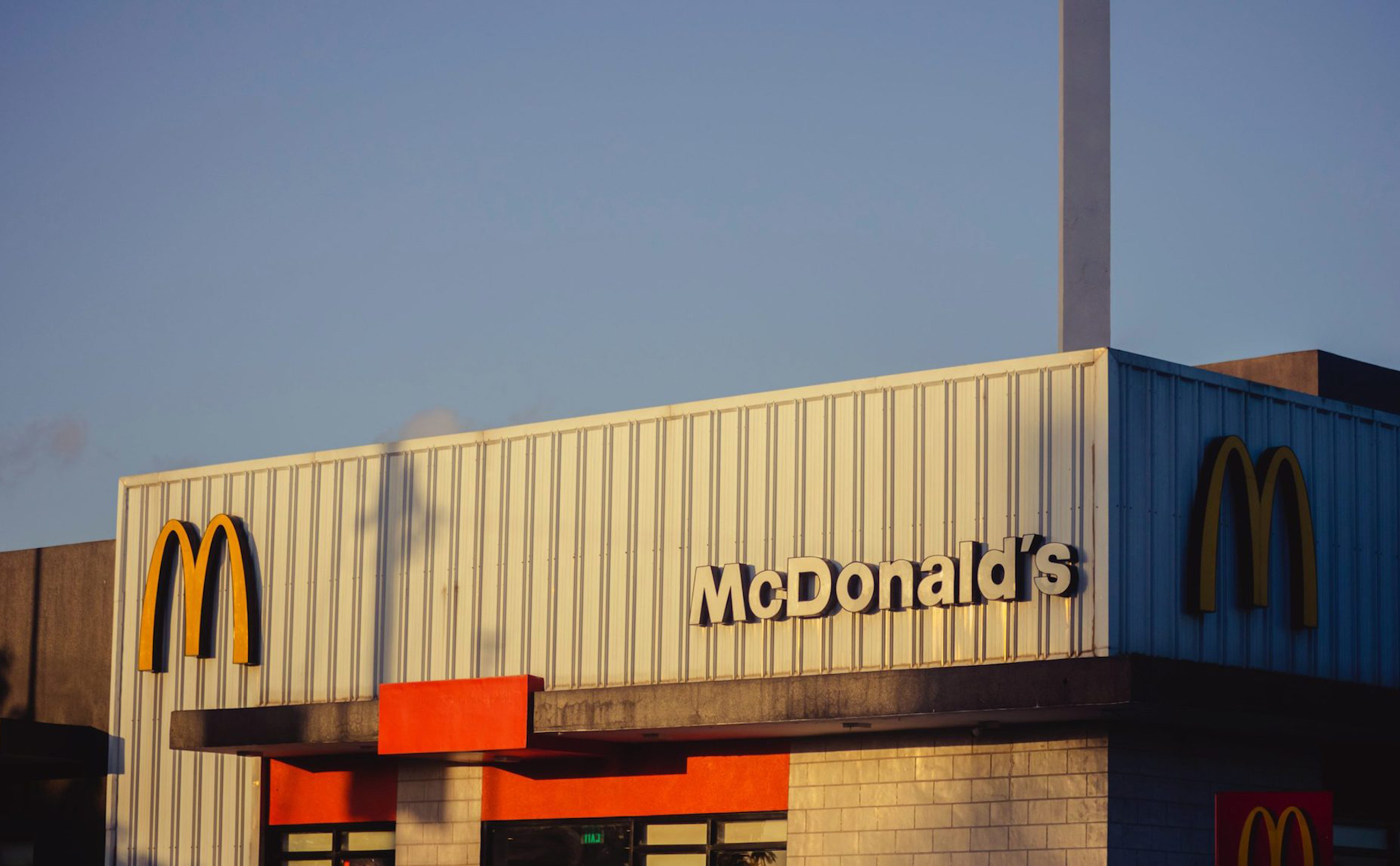 McDonald thử nghiệm cửa hàng không nhân viên tại Texas, Mỹ