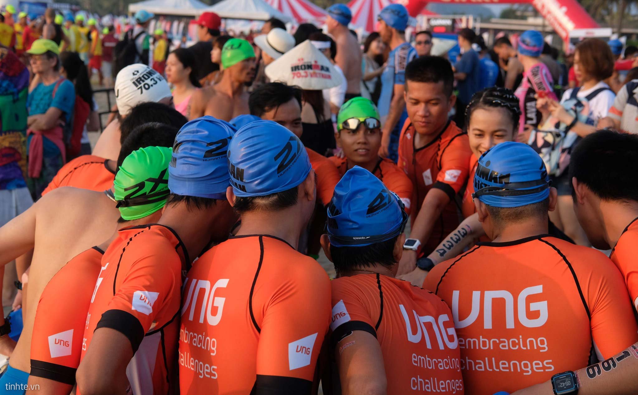 Đang diễn ra giải “người sắt” IronMan 70.3 tại Đà Nẵng