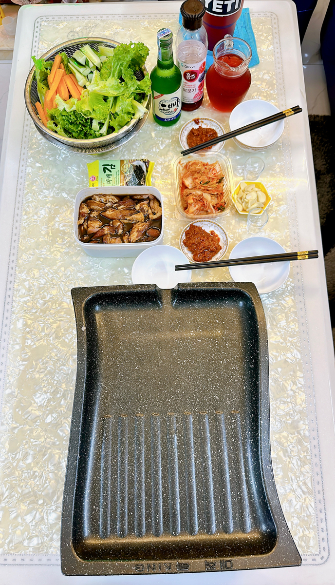 Thịt nướng kiểu Hàn. Combo  Rượu soju + hongchu