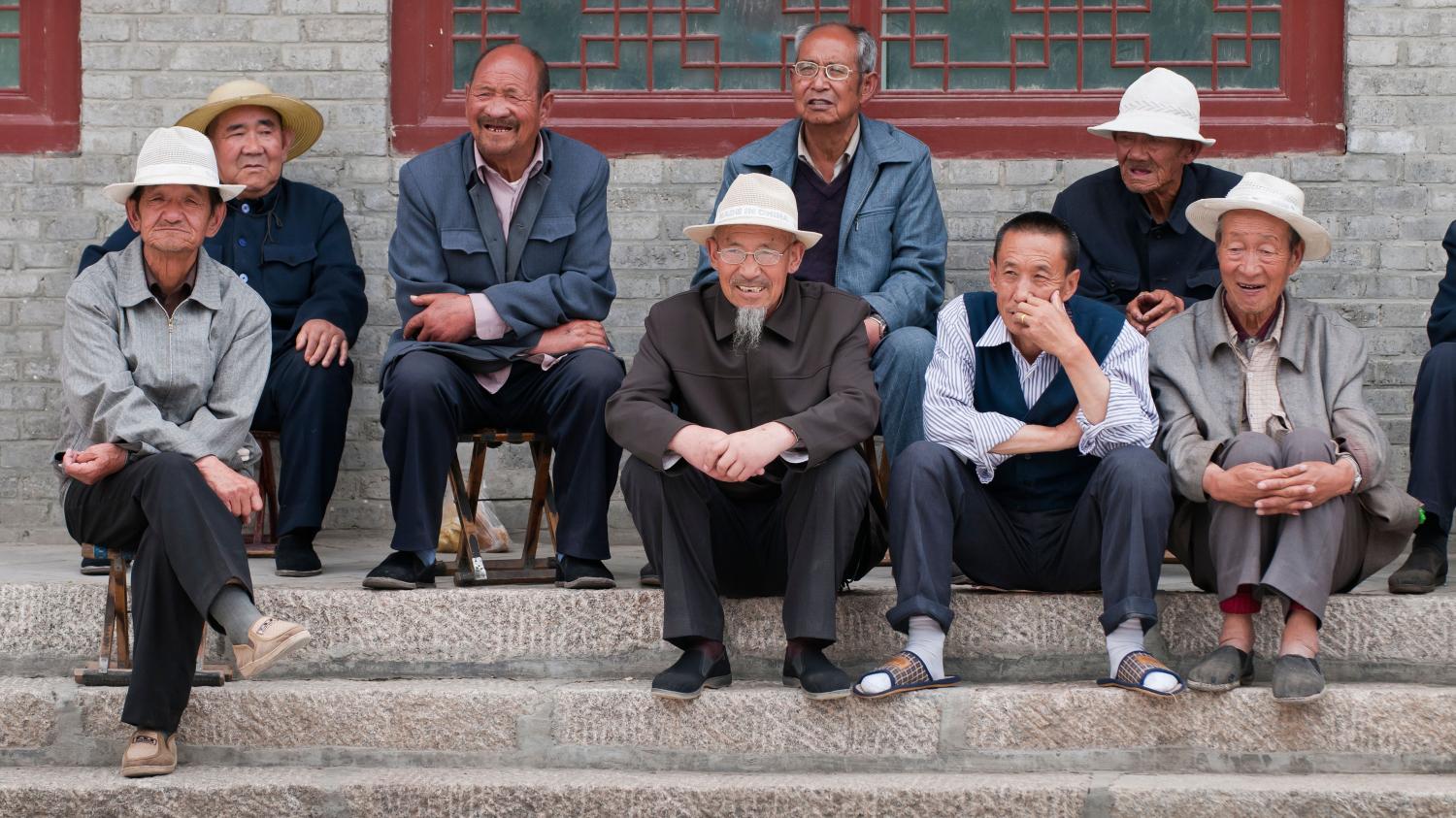Vì sao Đông Á rơi vào khủng hoảng dân số già?
